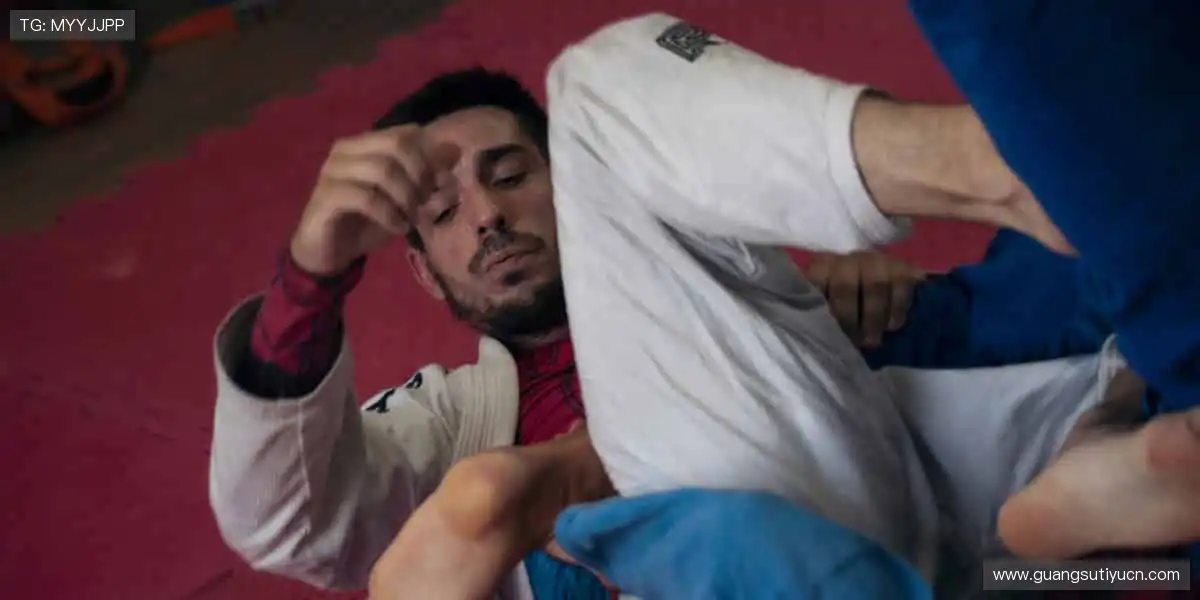 旗舰级扑克游戏平台:多端流畅极速秒开,陪你解锁每一局高能